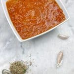 marinara sauce, Italian seasoning and garlic cloves
